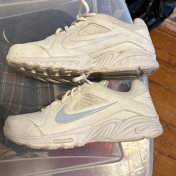 Nike View III Sneakers size 8 - Picture 6 of 6